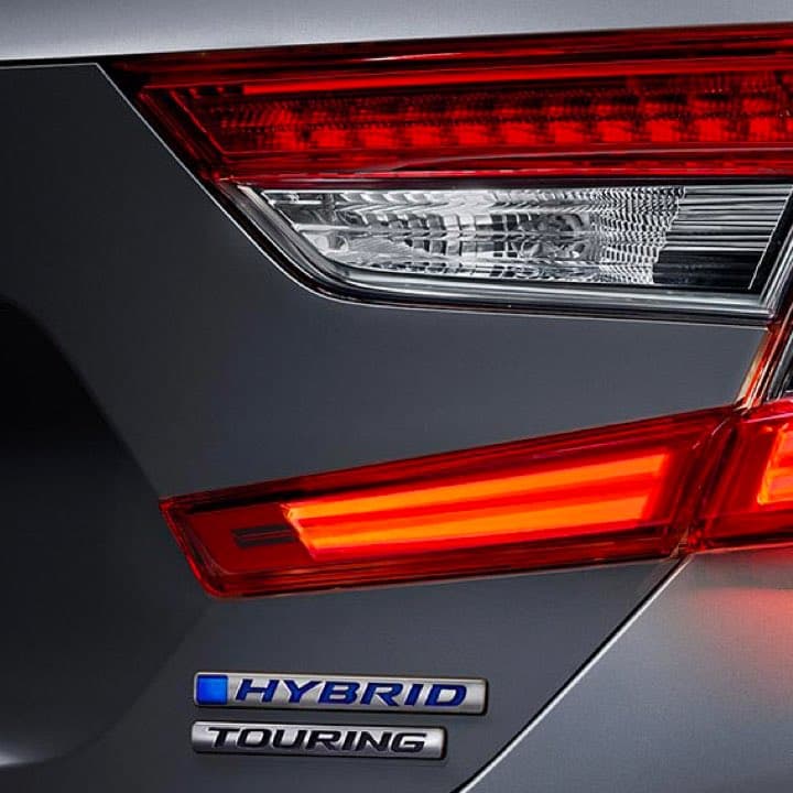 2021 Honda Accord Hybrid taillight close up